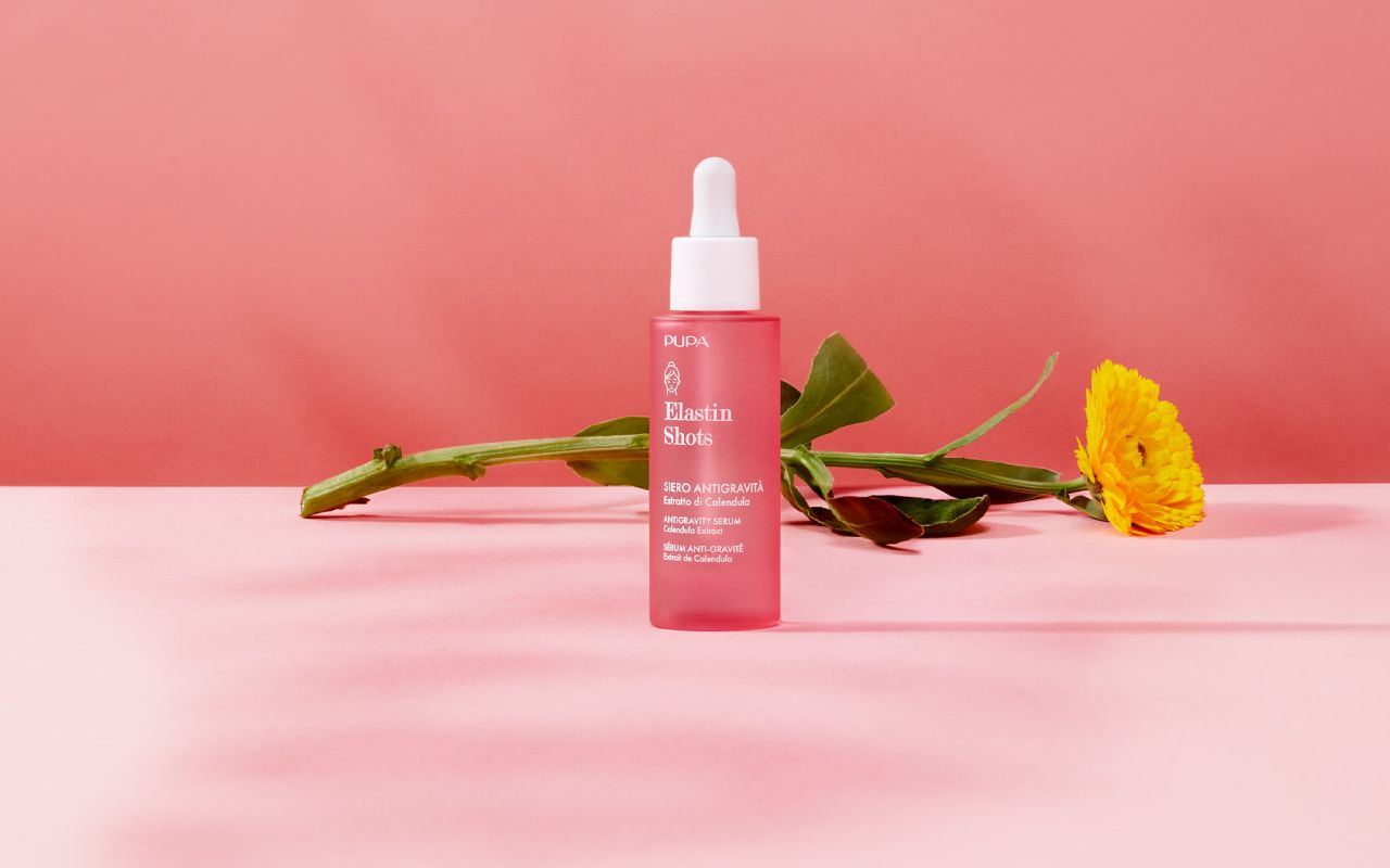 0T3A21A001_8011607362912_ELASTIN-SHOTS_SIERO-ANTIGRAVITA_30ml_ambientata_27112023175517