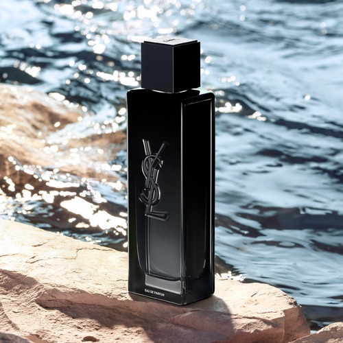 Yves Saint Laurent 39