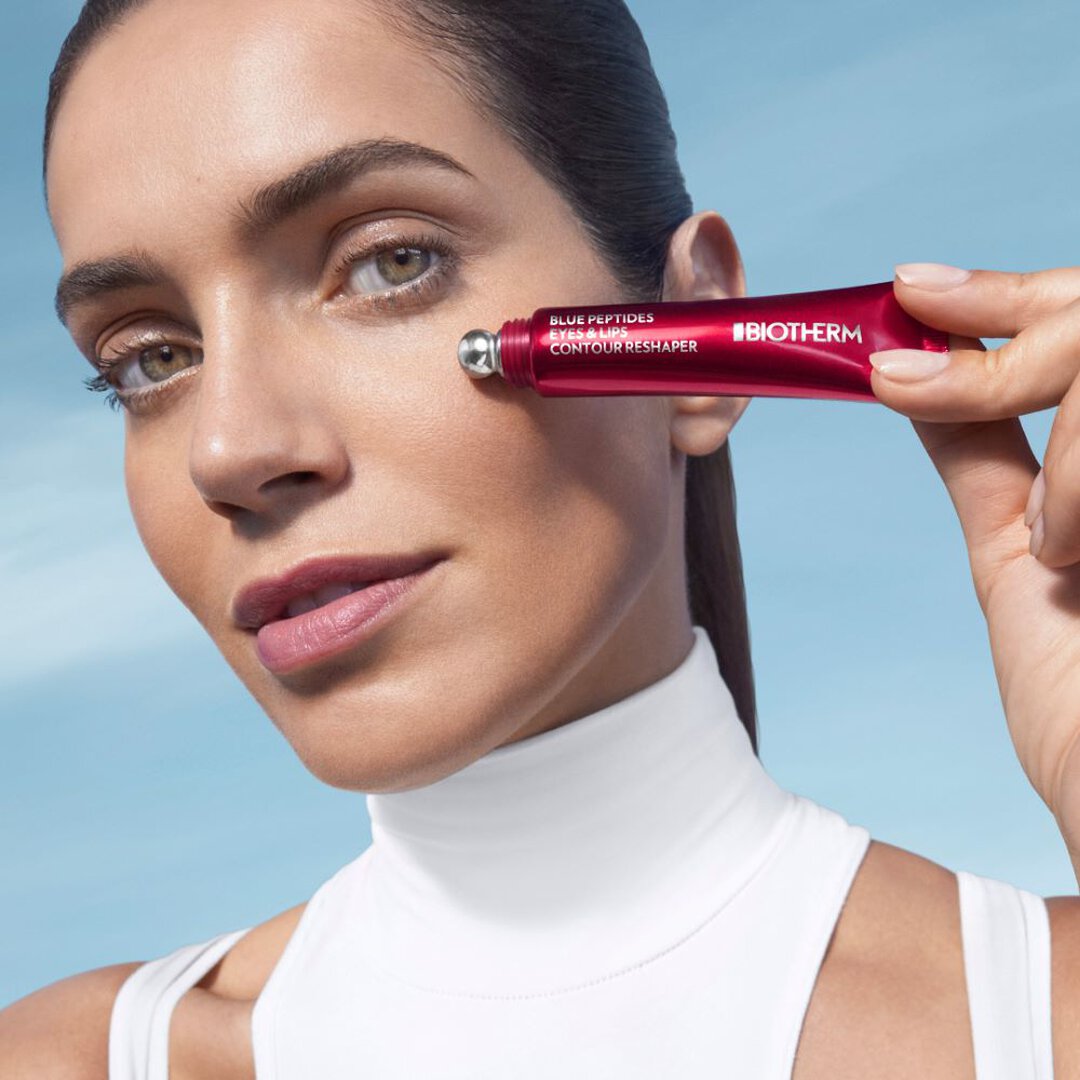 Bio_skfc_Blue_Peptides_eyes_lips_2025_dmi_application_1