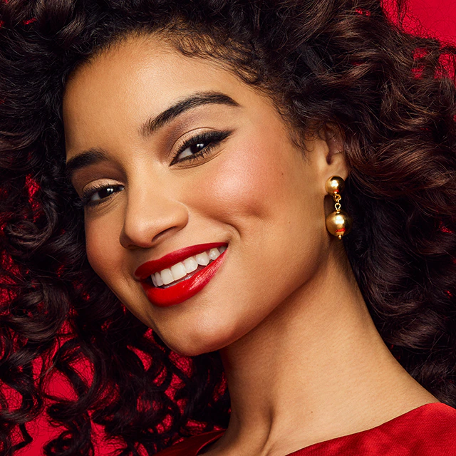 ALT_HOL002_NOAM_Blockbuster_Full_Look_Warm_640x640