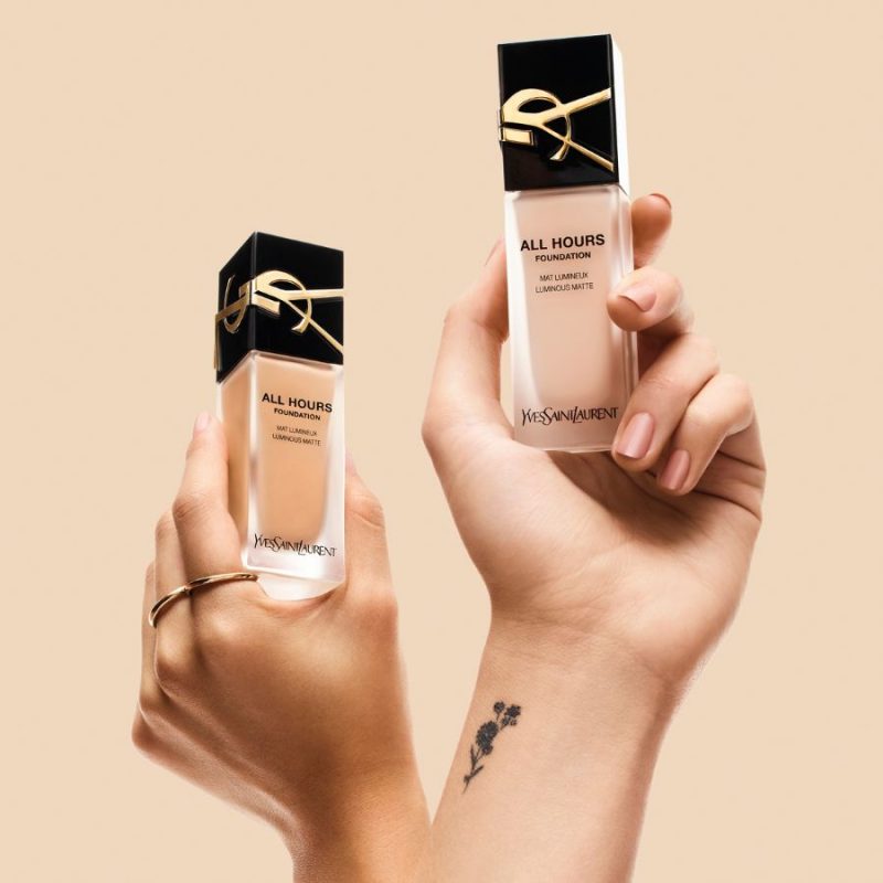 Yves Saint Laurent All Hours Foundation течна пудра за лице 5 Yves Saint Laurent All Hours Foundation течна пудра за лице 4