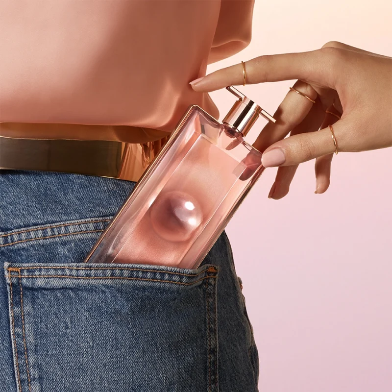 Lancôme Idôle Aura Eau de parfum lumineuse 9 Lancôme Idôle Aura Eau de parfum lumineuse 8