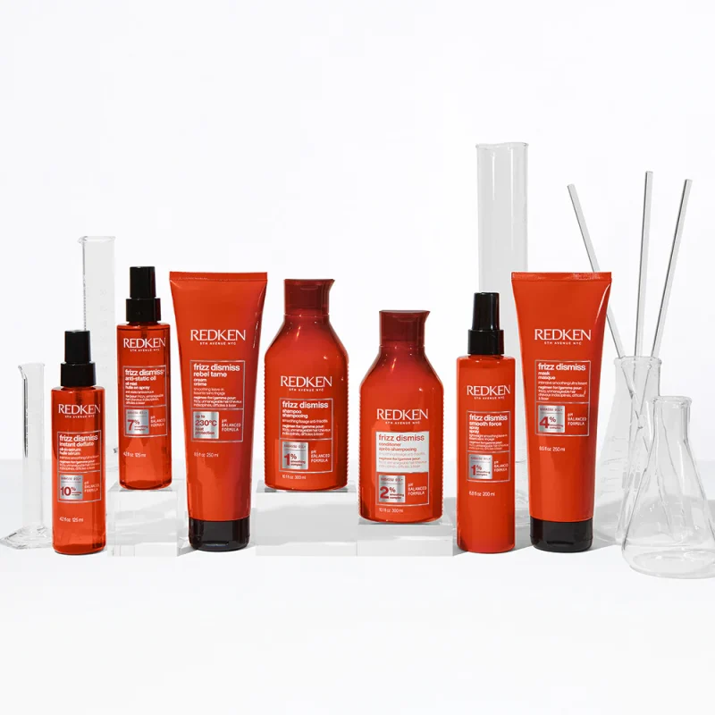 Redken NYC Frizz Dismiss Antistatic маслен спреј против фриз ефект на косата 125мл 4