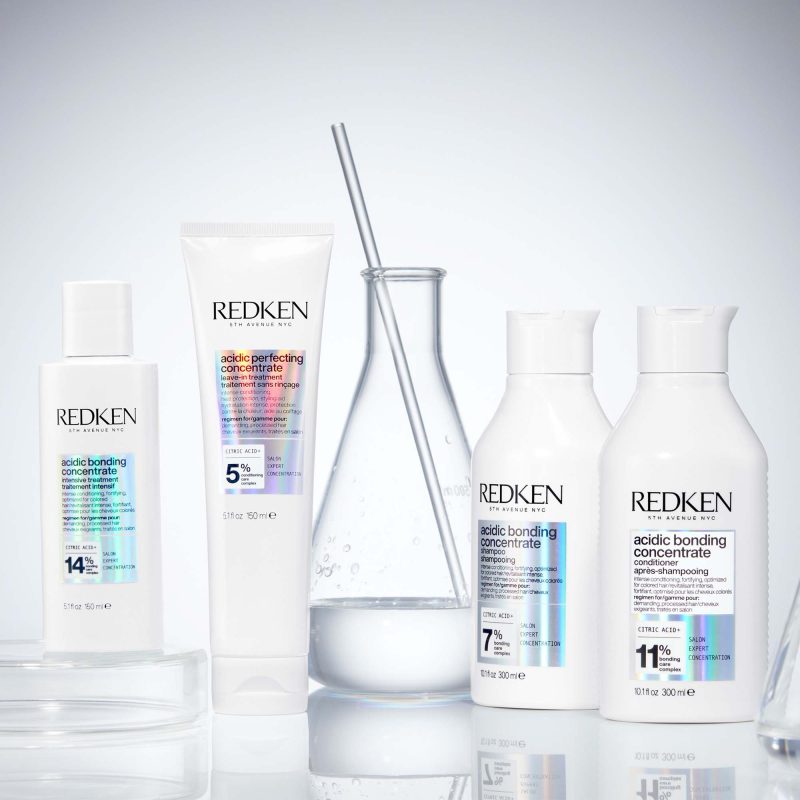 Redken NYC Acidic Bonding Concentrate шампон за оштетена коса и испукани влакна 300мл 2