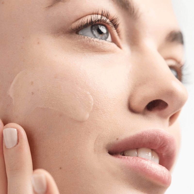 Clinique Dramatically Different Moisturizing Lotion+™ дневен навлажнувачки лосион за многу сува, сува и комбинирана кожа 22 Clinique Dramatically Different Moisturizing Lotion+™ дневен навлажнувачки лосион за многу сува, сува и комбинирана кожа - Image 3