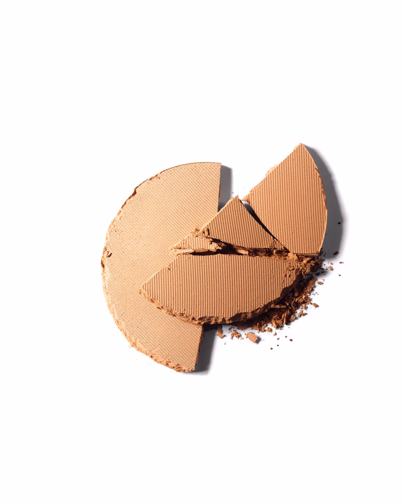 Clinique Superpowder Double Face Makeup 3 Clinique Superpowder Double Face Makeup 2