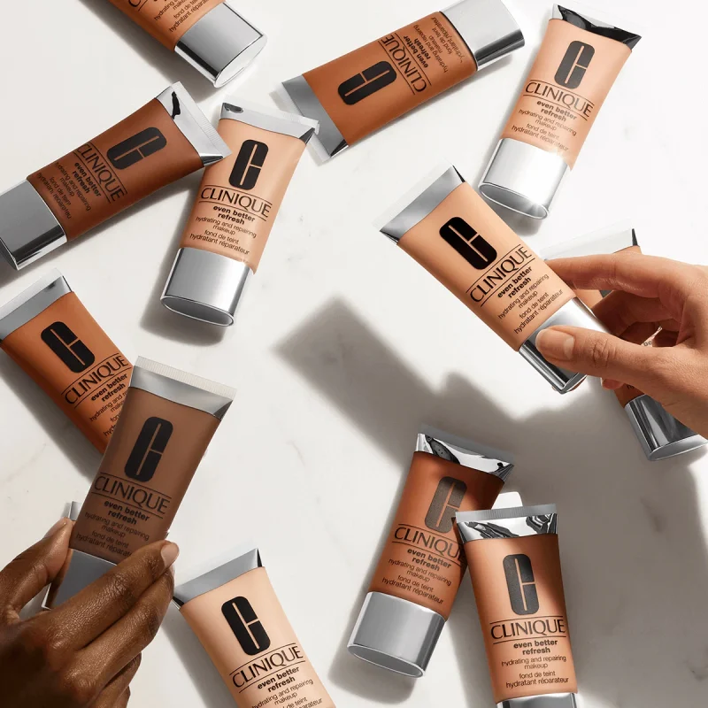 Clinique Even Better Refresh™ Hydrating and Repairing Makeup 8 Clinique Even Better Refresh™ Hydrating and Repairing Makeup - Image 3