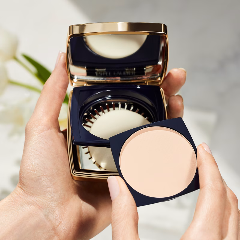 Estee Lauder Double Wear Stay-in-Place Matte Powder Foundation 9 Estee Lauder Double Wear Stay-in-Place Matte Powder Foundation 8