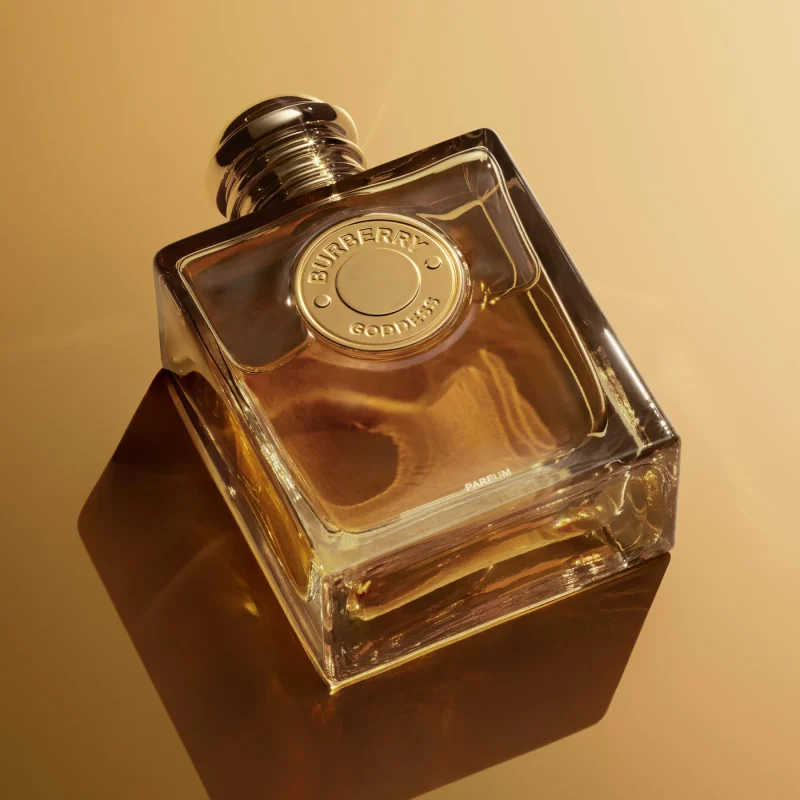 Burberry Goddess Parfum 8