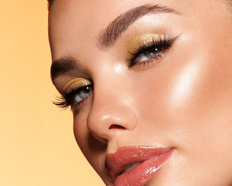 PUPA Shine Bright Fluid All Over Highligher светкав течен хајлајтер за лице, очи и усни 30ml 15 PUPA Shine Bright Fluid All Over Highligher светкав течен хајлајтер за лице, очи и усни 30ml - Image 4
