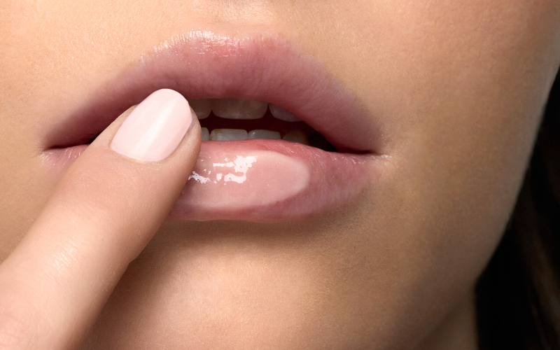 PUPA Pleasure Lip Peeling пилинг за усни 9.5ml 5 PUPA Pleasure Lip Peeling пилинг за усни 9.5ml 4
