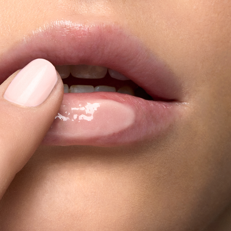 PUPA Pleasure Lip Peeling пилинг за усни 9.5ml 8 PUPA Pleasure Lip Peeling пилинг за усни 9.5ml - Image 3