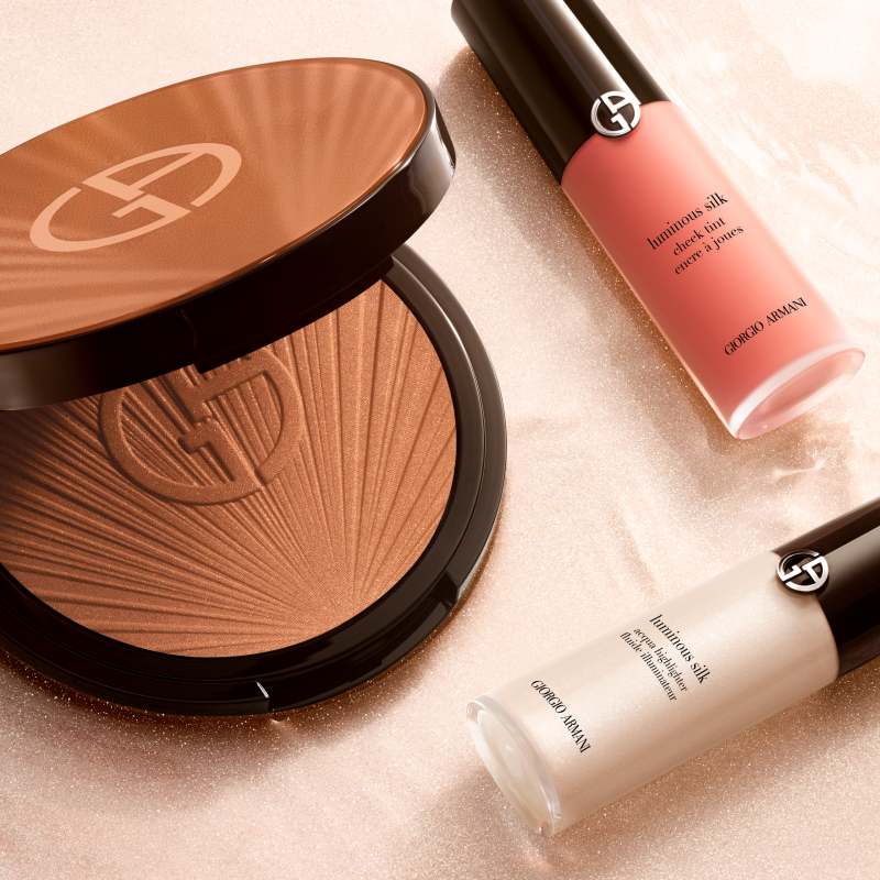Giorgio Armani Beauty Luminous Silk Bronzer бронзер за лицe 3.5g 3 Giorgio Armani Beauty Luminous Silk Bronzer бронзер за лицe 3.5g 2
