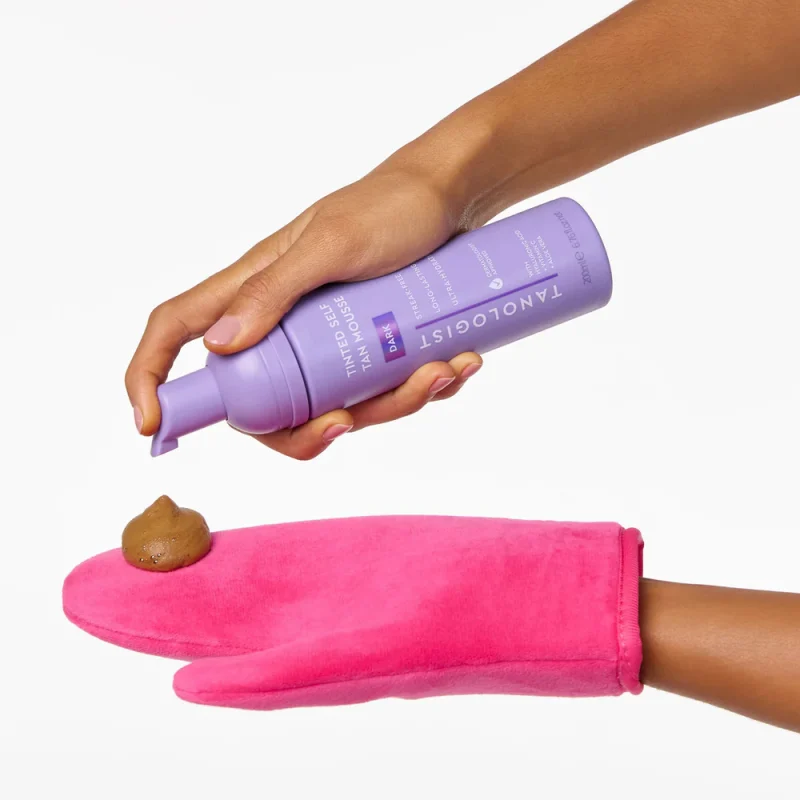 Tanologist Flawless Tanning Mitt ракавица за нанесување на производ за самопотемнување 9 Tanologist Flawless Tanning Mitt ракавица за нанесување на производ за самопотемнување 8