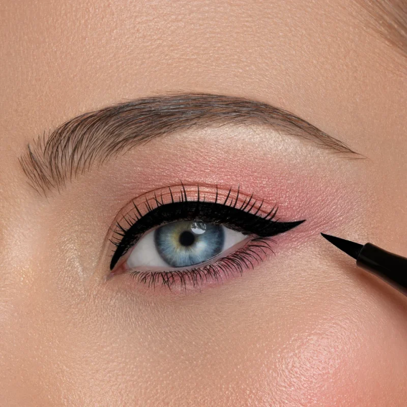 Diego dalla Palma Makeup Studio Water Resistant Eyeliner долготраен, водоотпорен течен ајлајнер со екстра црна боја и сјаен завршеток 1ml 9 Diego dalla Palma Makeup Studio Water Resistant Eyeliner долготраен, водоотпорен течен ајлајнер со екстра црна боја и сјаен завршеток 1ml 8