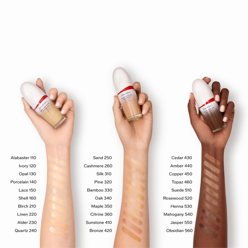 Shiseido Revitalessence Skin Glow Foundation SPF 30 течна пудра со сјаен завршеток, средна покривност и заштита од сонце 6