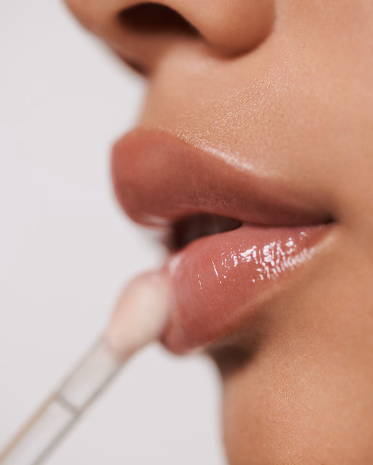 La Mer The Lip Volumizer волумизирачки и негувачки сјај за усни 7ml 2